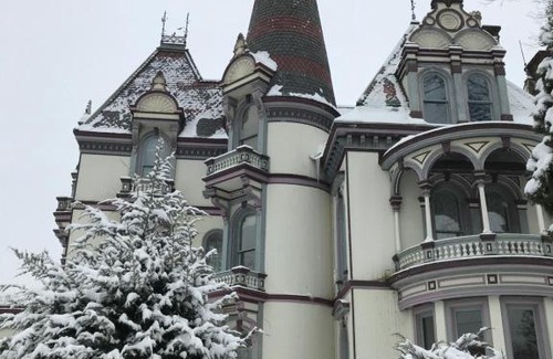 Saratoga Springs Bed & Breakfast | Batcheller Mansion Inn