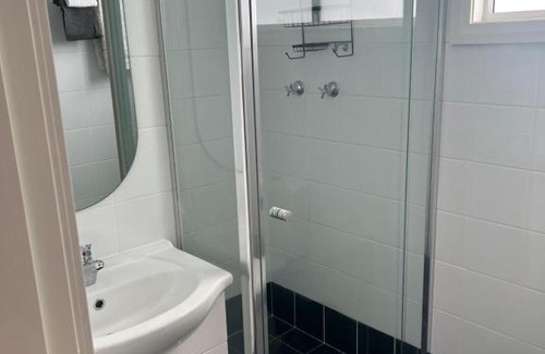 Benandarah Apartment | Batemans Bay North Bush Cottages