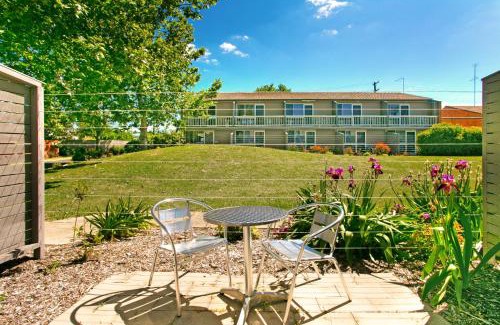 Bathurst Apartment | Bathurst Studio Apartments