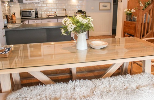 Salcombe Cottage | BATSON HOUSE, family friendly, with a garden in Salcombe