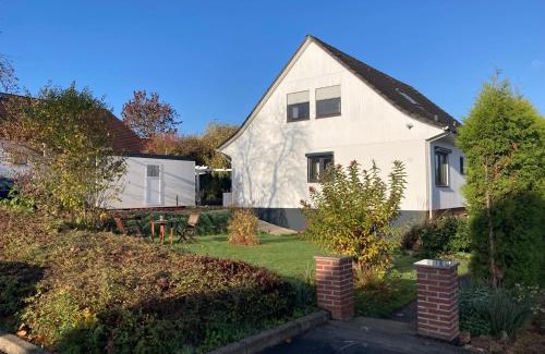 Edermunde Apartment | Baumann's apartment - ruhige Lage