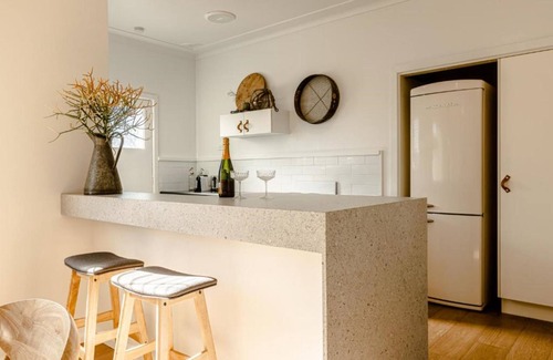 Batemans Bay Hotel | Bay Breeze Boutique Accommodation