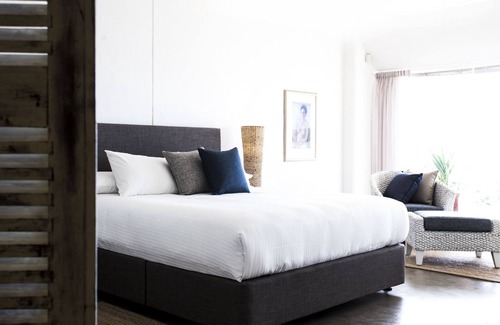 Batemans Bay Hotel | Bay Breeze Boutique Accommodation