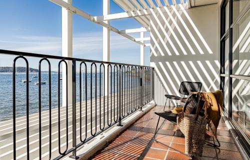 Batemans Bay Hotel | Bay Breeze Boutique Accommodation
