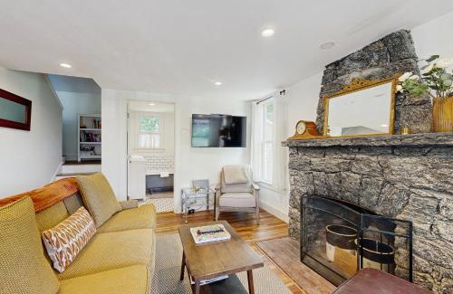 Boothbay Harbor House | Bay Cottage