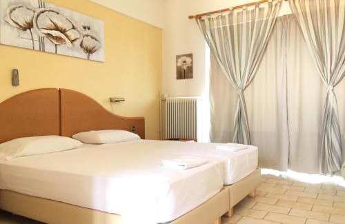 Karavomilos Apartment | Bay Holiday Hotel & Spa