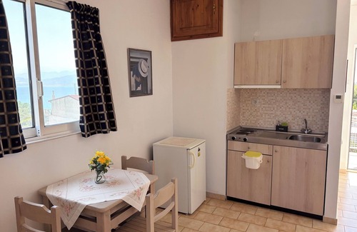 Karavomilos Apartment | Bay Holiday Hotel & Spa