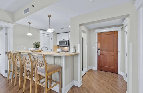 Baytowne Wharf Condo | "Bay-Watchin" Sandestin #3511 2 Bedroom Sleeps 6