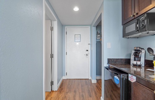 Miramar Beach Condo | "Bay-Watching" Sandestin #6881 Studio Sleeps 4