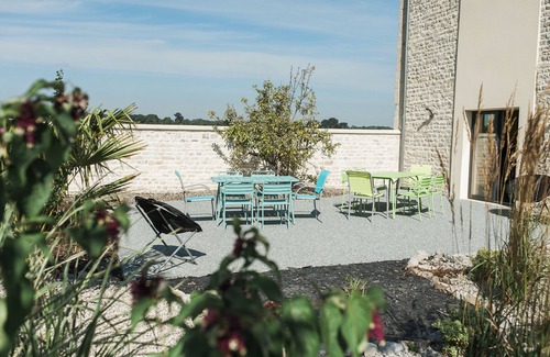 Cristot Cottage | Bayeux 4-bedroom house sleeps 8