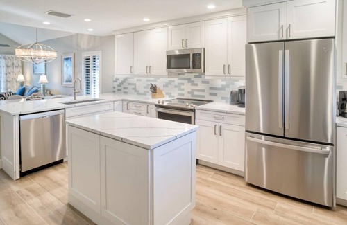 Captiva Villa | Bayfront Beauty ! Totally Remodeled Captiva Townhome With Stunning Views !