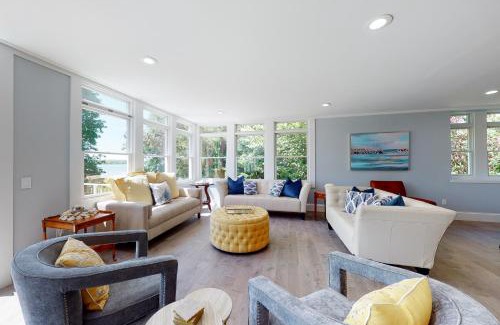 Eastham House | Bayfront Dreaming