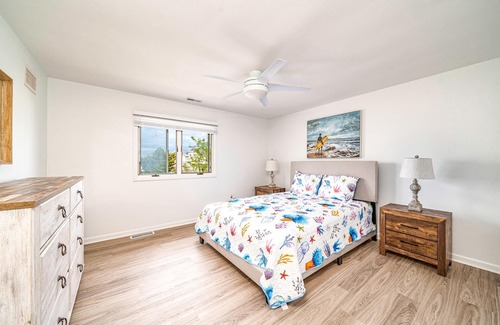 Stone Harbor House | Bayfront home on Pleasure Bay. Enjoy our 4 Bedroom/2.5BA- 14 Beds on the water