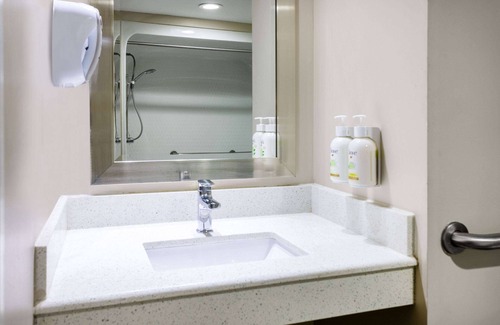 Budd Lake Hotel | Baymont by Wyndham Budd Lake