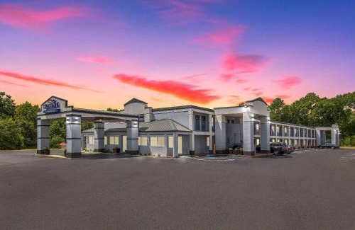 Dothan Hotel | Baymont by Wyndham Dothan