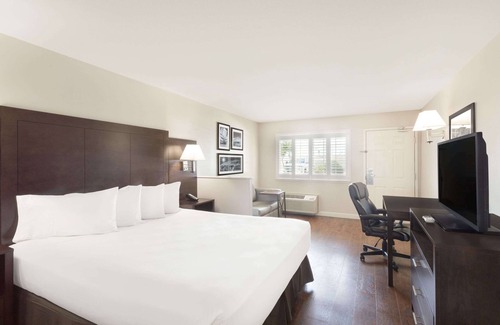 Modesto Hotel | Baymont by Wyndham Modesto Salida