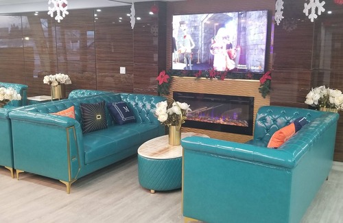 Saint-Laurent Hotel | Baymont by Wyndham Montreal Airport