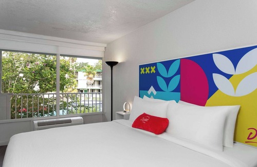 Kissimmee Hotel | Baymont by Wyndham Orlando Lake Buena Vista South