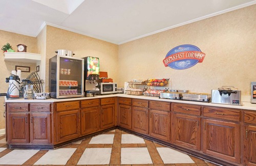 Pearl Hotel | Baymont by Wyndham Pearl