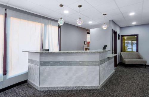 Rochester Hotel | Baymont by Wyndham Rochester Mayo Clinic Area