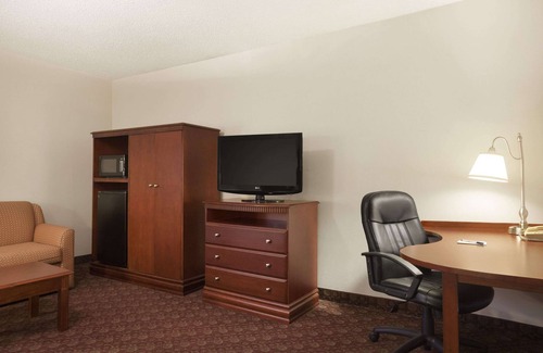 Sioux Falls Hotel | Baymont by Wyndham Sioux Falls