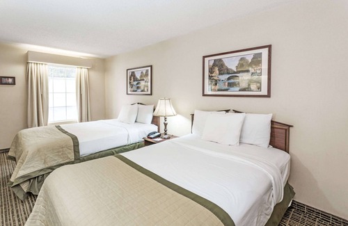 Valdosta Hotel | Baymont by Wyndham Valdosta at Valdosta Mall