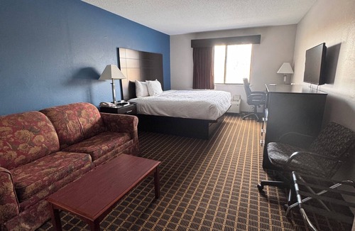 Richmond Hotel | Baymont Inn & Suites by Wyndham Richmond