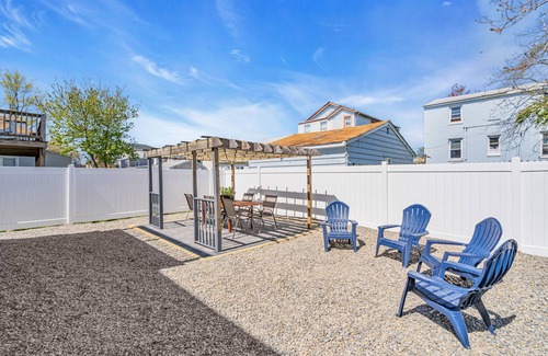 Keansburg House | Bayshore Family Retreat