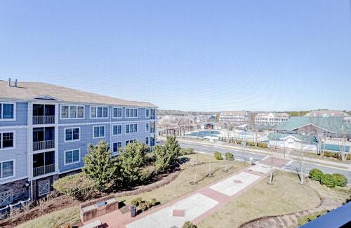 Sun Ridge Apartment | Bayside Resort -31568 Winterberry Pkwy. #305