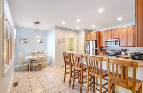 Sun Ridge House | Bayside Resort townhouse with golf on-site, pool access, fireplace, & central AC