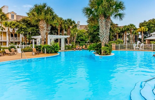 Baytowne Wharf Hotel | Baytowne Wharf - Pilot House #328