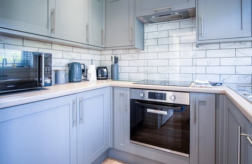 Oxwich Ski Chalet | Bayview 72 - 2 Bedroom Chalet - Bayview Oxwich