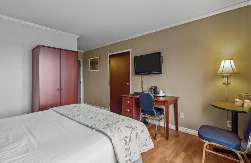 Bay Roberts Hotel | Bayview Inn