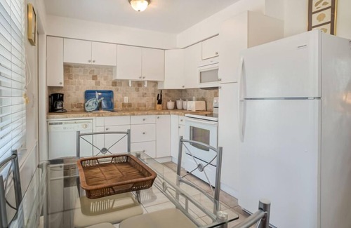 Captiva House | Baywatch Cabin- Boat Dock on the Channel