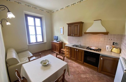 Casole d'Elsa Apartment | Bazzani Apartments