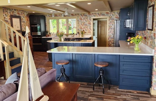 Put-in-Bay House | Beautiful Island Farmhouse