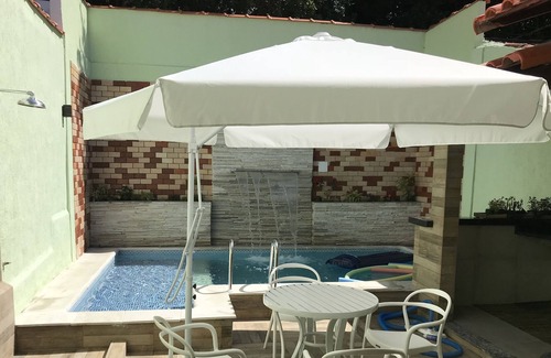 Praia Grande House | Beach and heated pool in the Diving Capital