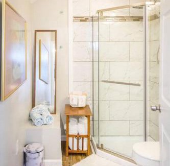 Pensacola House | Beach Barn - 5min to Pcola Beach