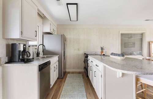 Folly Beach House | Beach + Bay Views: Folly 2 Bedroom Escape!