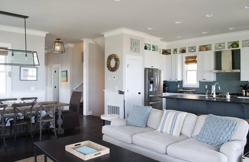 Seabrook House | Beach Bluff: Oceanfront, Hot Tub, Dog Friendly!