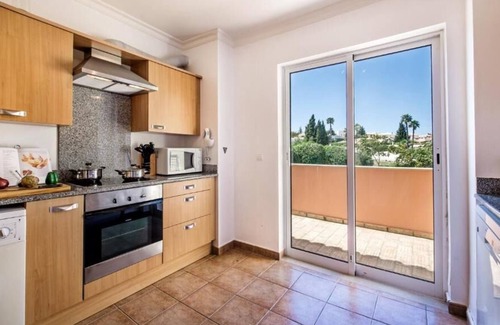 Meia Praia House | Beach Break! Spacious 3BR Accommodation, Fully-furnished, Kitchen, Garden View!