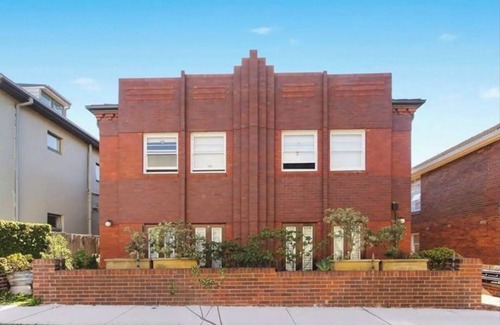 North Bondi Apartment | Beach Breeze on Ben Buckler