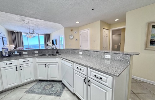 Fort Morgan Condo | Beach Club King/Queen/Sofa Sleeper WIFI Beach View-NEW KING MATTRESS