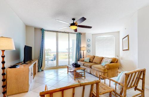 Navarre Beach Apartment | Beach Colony Resort West 1E