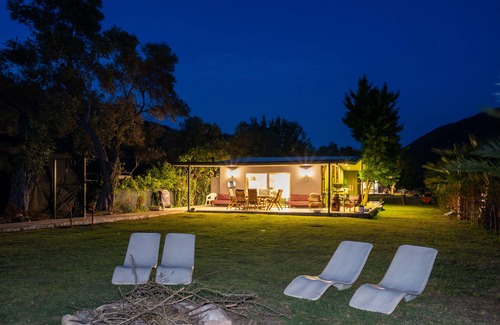 Karaca Koyu House | Beach Compound with two houses