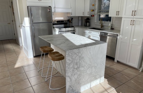 Springs House | Beach Cottage By The Bay