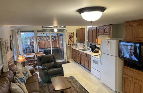 Regional District of Nanaimo Cabin | Beach Croft Cabin