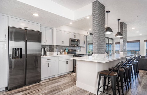 Imperial Beach Condo | Beach Front Condo with Amazing Views. DOD, Military, North Island Per Diem