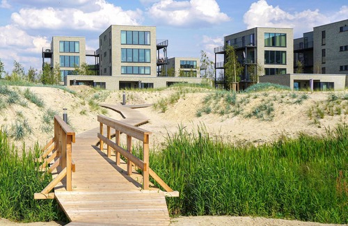 Lembruch Apartment | Beach front apartment