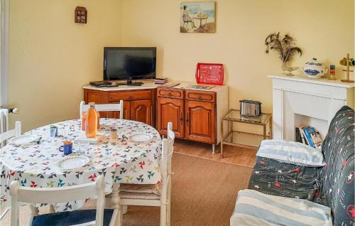 Hirel Apartment | Beach Front Apartment